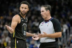 亿万28官网-包含太狠了！赛前金州勇士调整名单以备法国杯欧联赛后再迎强敌，AC米兰伤情更新备战法国杯的词条-亿万28官网